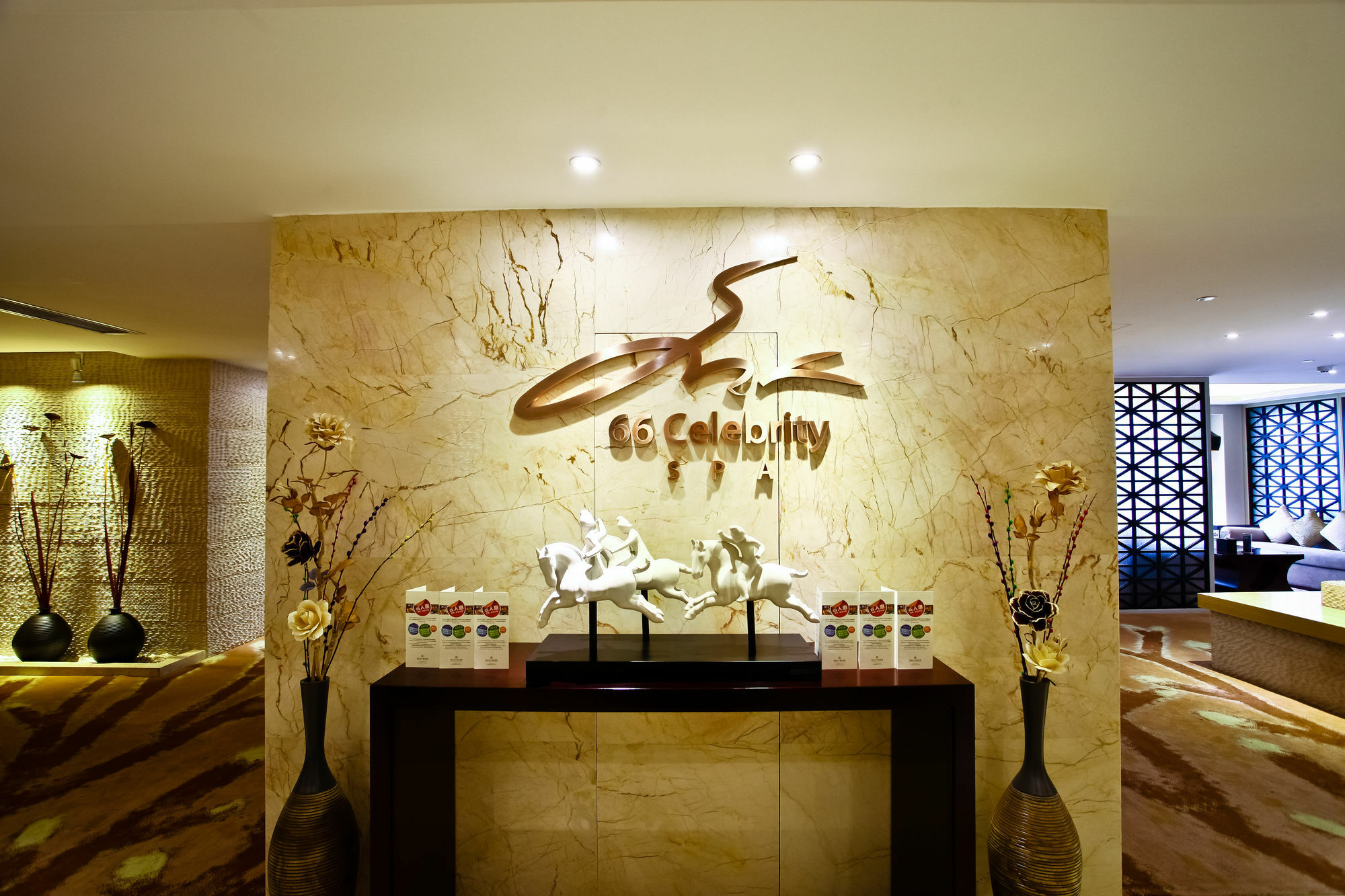 Celebrity Upper Class Hotel Ченду Екстер'єр фото